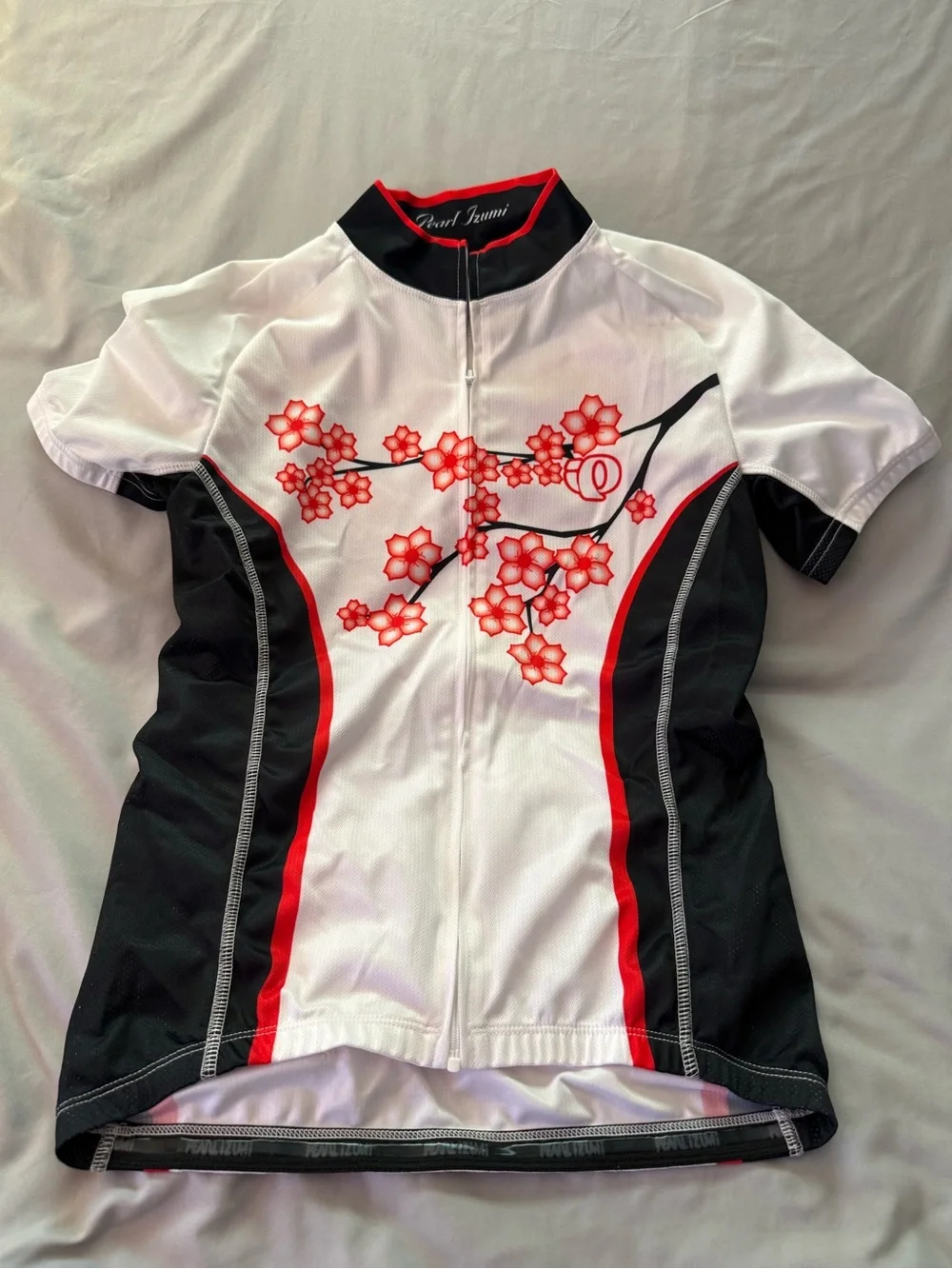 Pearl Izumi Womens White Black Cycling Jersey with Red Cherry Blossoms Sz M